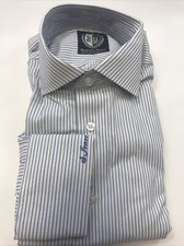 New Men  s Blue White Striped Dress Shirt - M