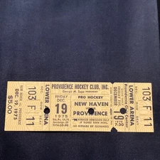 1975 Dec 19 Pro Hockey New Haven Vs Providence Hockey Club Ticket