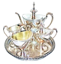 Vintage 1930s Wilcox International Silver Co "Marie Louise" Silverplate Tea Set