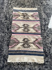 Couverture de selle vintage Navajo tapis en laine filé à la main suspension murale 54"x27" Dimond