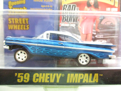 REVELL - LOWRIDER MAGAZINE - 1959 CHEVROLET IMPALA - 1/64 DIECAST