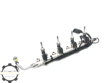 2020-2025 CADILLAC CT5 2.0L FUEL RAIL LINE W/ FUEL INJECTORS OEM