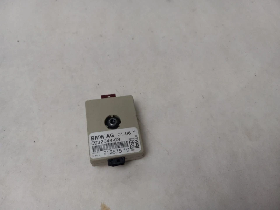 MÓDULO FILTRO SUPRESIÓN AMPLIFICADOR ANTENA BMW 325 XI 2006 OEM 6932644-03 Foto 3 de 4