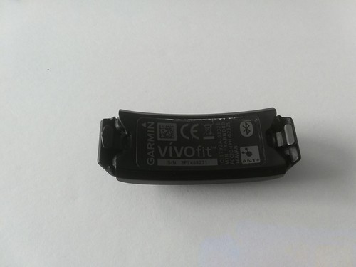 Garmin VivoFit 010-01225-00 Activity Tracker, new batteries installed - Picture 5 of 5