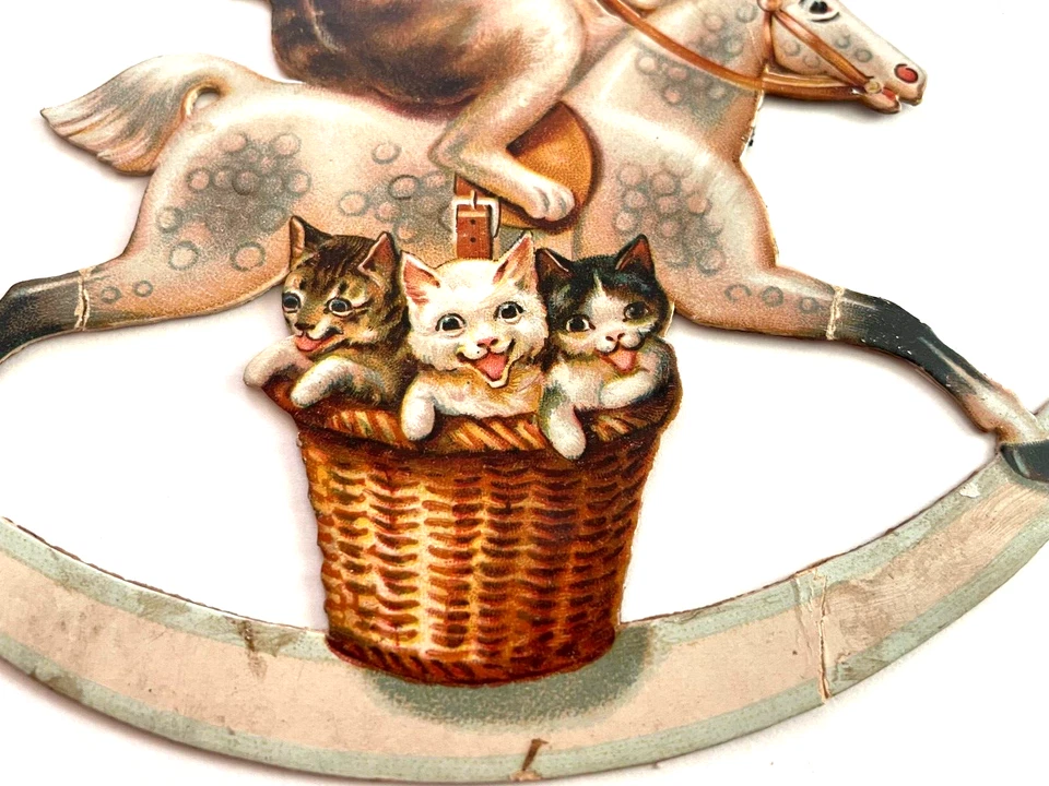Очаровательный винтажный штампованный с кошкой верхом качающаяся лошадь с котятами в корзине * - Изображение 2 из 4