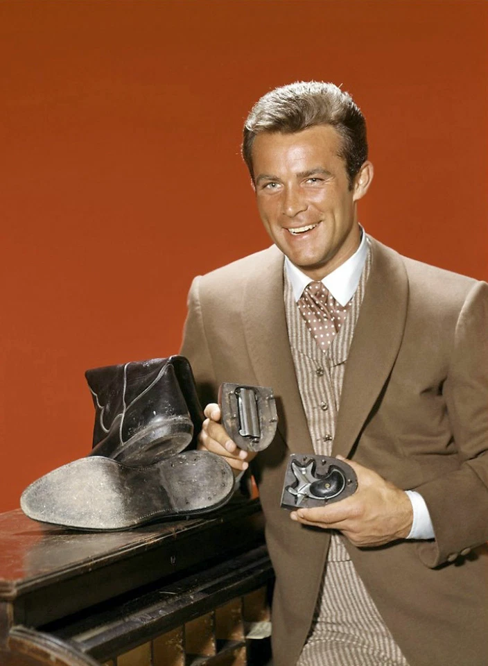 PHOTO ROBERT CONRAD DANS LES MYSTERES DE L?OUEST V001 22
