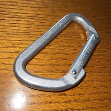 REI USA Carabiner KN 24 -7 for Climbing & Mou...
