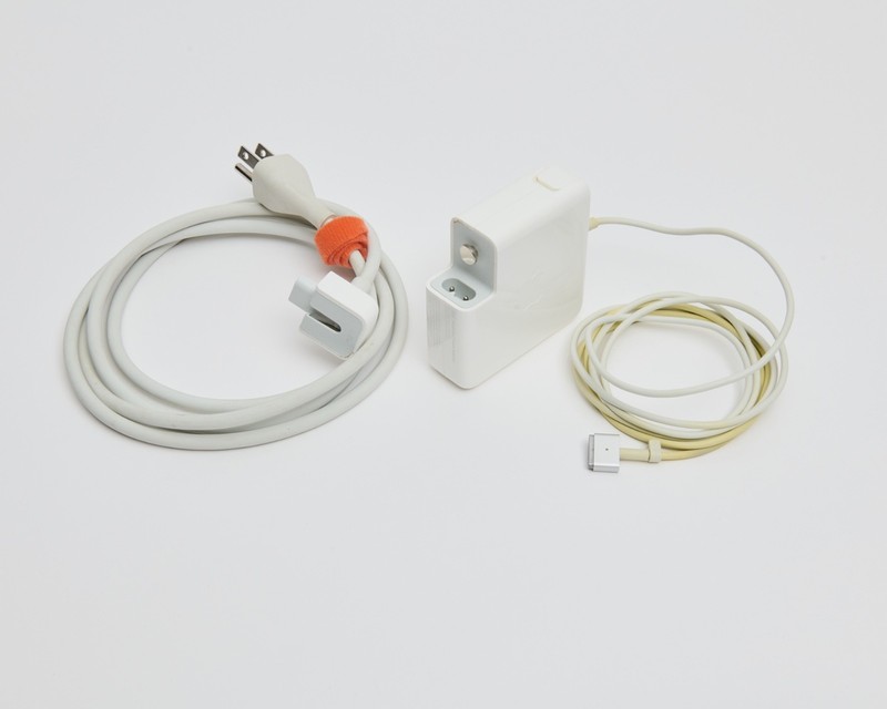 Apple MagSafe 2 85W Power Adapter (MD506LL/A) for MacBook Pro