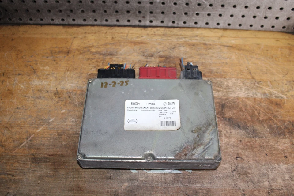 Land Rover Discovery 1996 ECU motor ordenador ERR6759 PCM Foto 3 de 4
