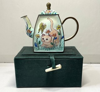 Trade Aid miniature enamel Tea Pot no.1260 UK collectable cat design gift box