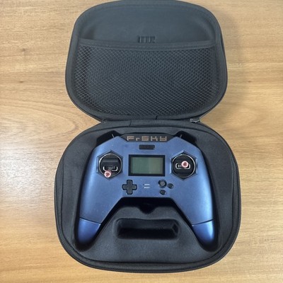 FrSky Taranis X-LITE Pro 2,4 GHz Handsender / Fernsteuerung, blau, EU + Akkus