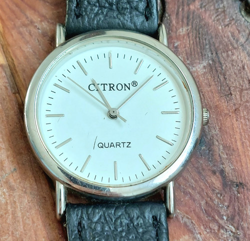 Classic Citron Wristwatch With New Battery Fitted - Picture 1 of 8