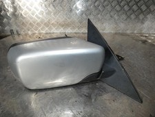 Retroviseur droit (ou coque) BMW 525