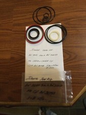 SEAL KIT AN32039 DEERE AN 32039 Hyd Cyl seal kit  FitsHX10,HX14,MX10,MX8 Cutters