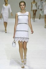 🆓US🛃  RUNWAY SS2011 Dolce&Gabbana Crystals Macrame White Dress IT 42