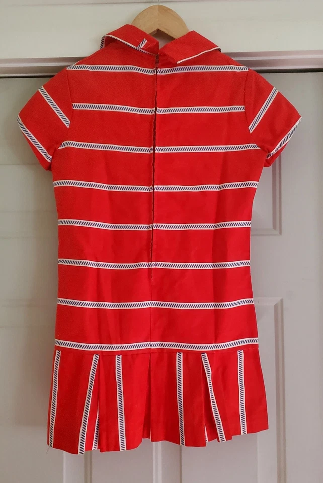 Vestido Tenis Vintage Saks Fifth Avenue Rayas Rojo Brillante Adolescente Niña Algodón Foto 4 de 4
