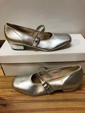 Majestic Size 4 M Womens Square Dance Shoes, Silver, Vintage