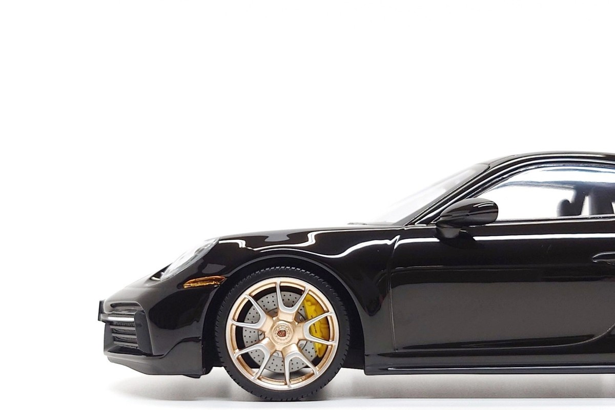 Minichamps 1:18 Porsche 911 Turbo S (992) Sport Design in Black | eBay