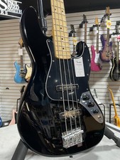 Fender Standard Jazz Bass - Black, Maple Fingerboard  PLEK D 626