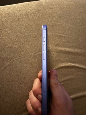 Apple iPhone 16 - 128GB Blau Ultramarine ohne Simlock