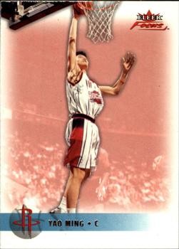 2003-04 Fleer Focus #35 Yao Ming ROCKETS