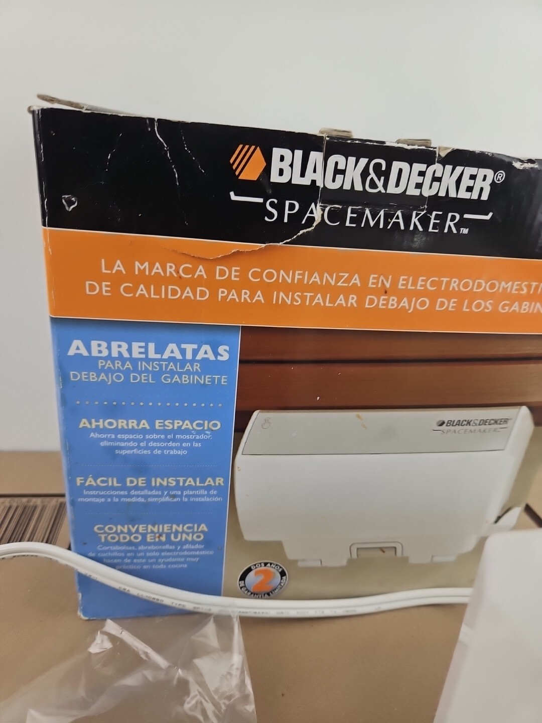 Black & Decker CO100 Spacemaker Under Mount Can Opener Vtg NEW