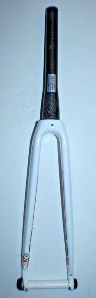 Horquilla de bicicleta de carretera Trek Carbon Racing 700c cónica 270 mm 12 mm eje pasante 160 mm disco:) Foto 2 de 4