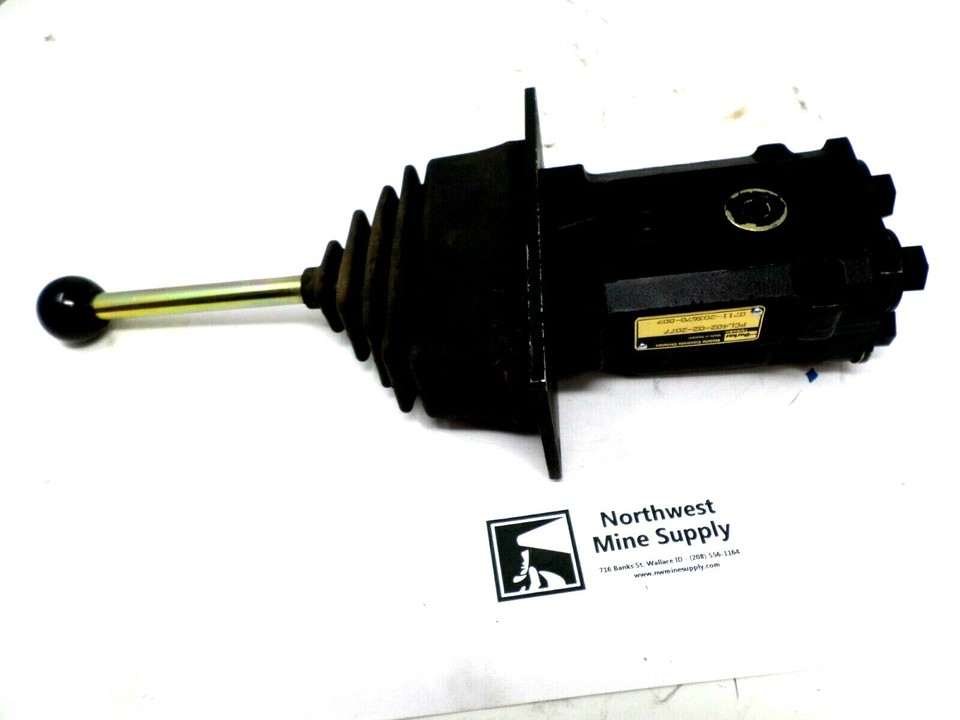 Parker PCL402022077 Hydraulic Joystick Control Valve *NEW* eBay