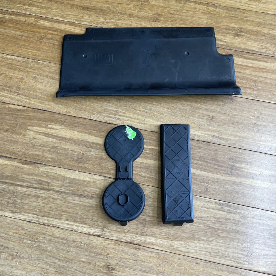 Juego de 3 alfombrillas insertables compartimento para guantes Audi R8 2018-2023 OEM Foto 4 de 4