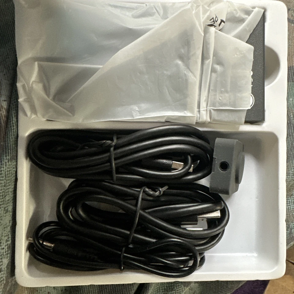 Steetek 2 Port DP USB 3.0 KVM Switch 4K@60Hz, KVM Switch Displayport 2 in 1 - Image 3 of 4