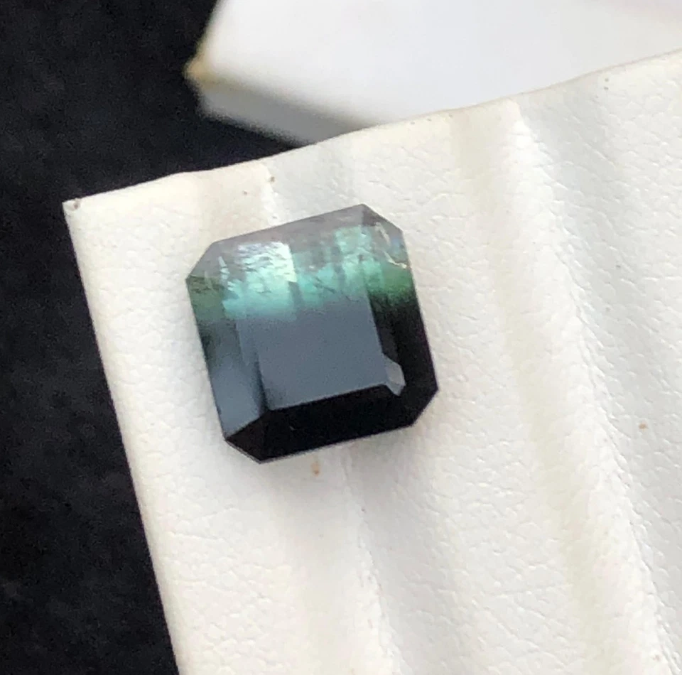 4.50ct Amazing natural   Bi Color Tourmaline Loose Gemstone - Image 3 of 4
