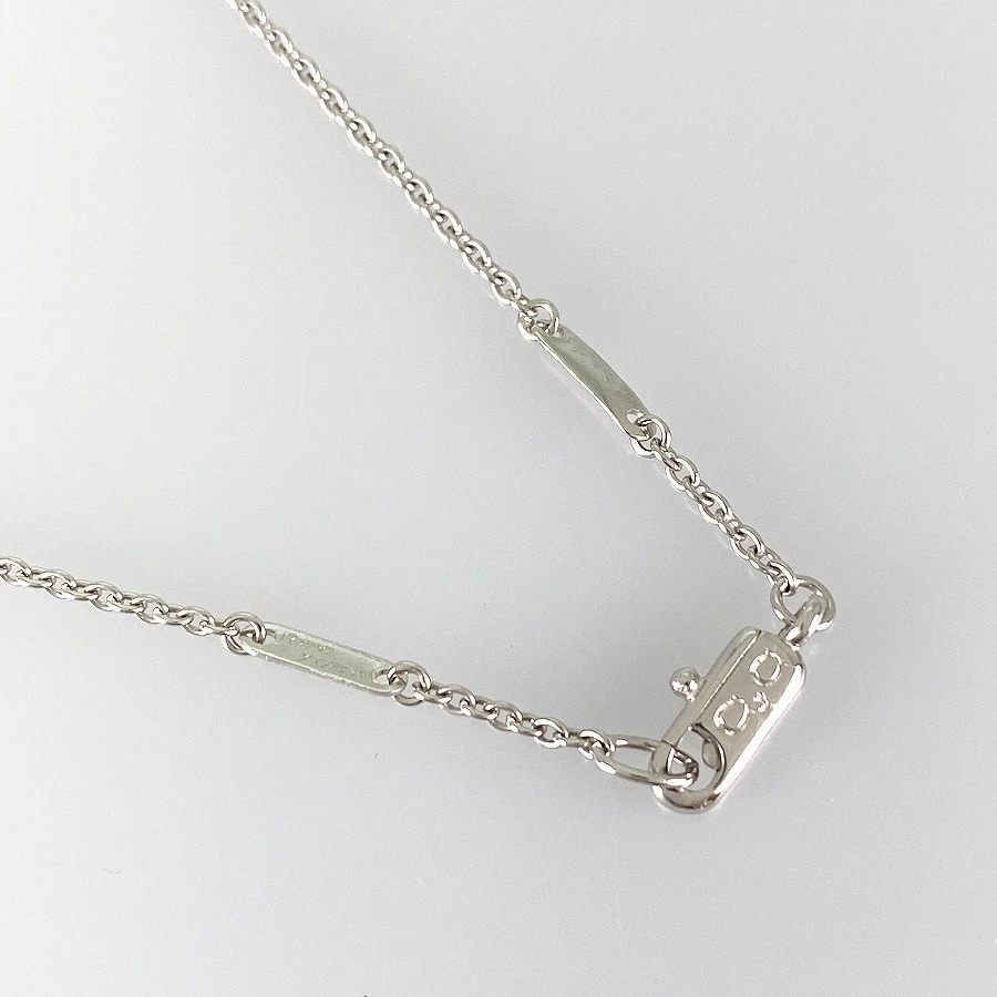 Collar Rubí Oro Blanco Carrera y Carrera Foto 4 de 4