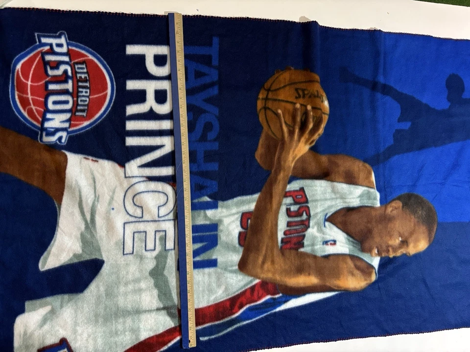 RARE VTG Detroit Pistons NBA Basketball Tayshaun Prince Blanket NBA CHAMPION - Image 4 of 4