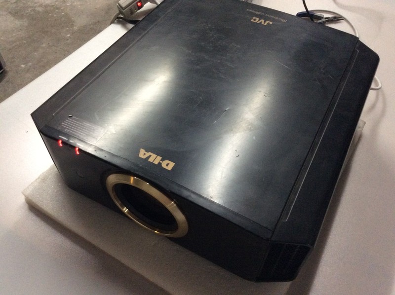 JVC ReferenceSeries D-ILA Projector DLA-X9-BU Projector, FOR PARTS