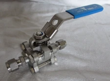 Valex S-STR 04C-XXXXX-MB - 1/4" Compression Stainless Steel Ball Valve NOS