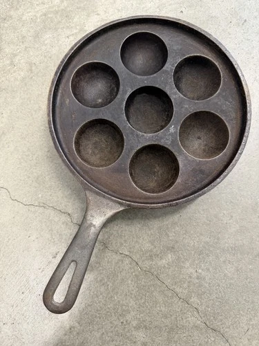 Vintage! GRISWOLD #962 (Made in USA) Aebleskiver CAST IRON Danish Pancake Pan