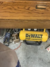 DeWalt Compressor And Many accessories