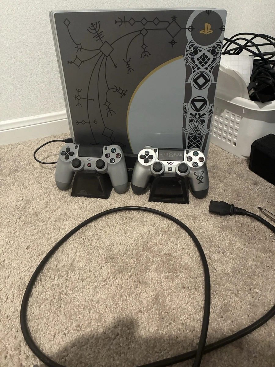 Preços baixos em Sony PlayStation 4 Pro Cinza Consoles de