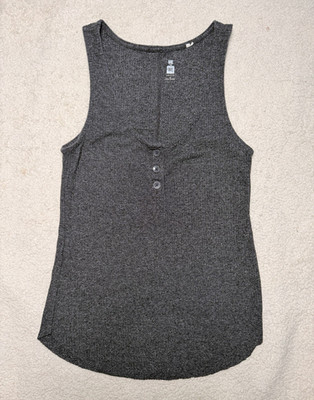 Me to We essentials Juniors Gray Ribbed Tank Scoop Neck M