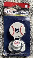 New York Yankees MLB Baseball Baby Silicone Pacifiers with clip gift set