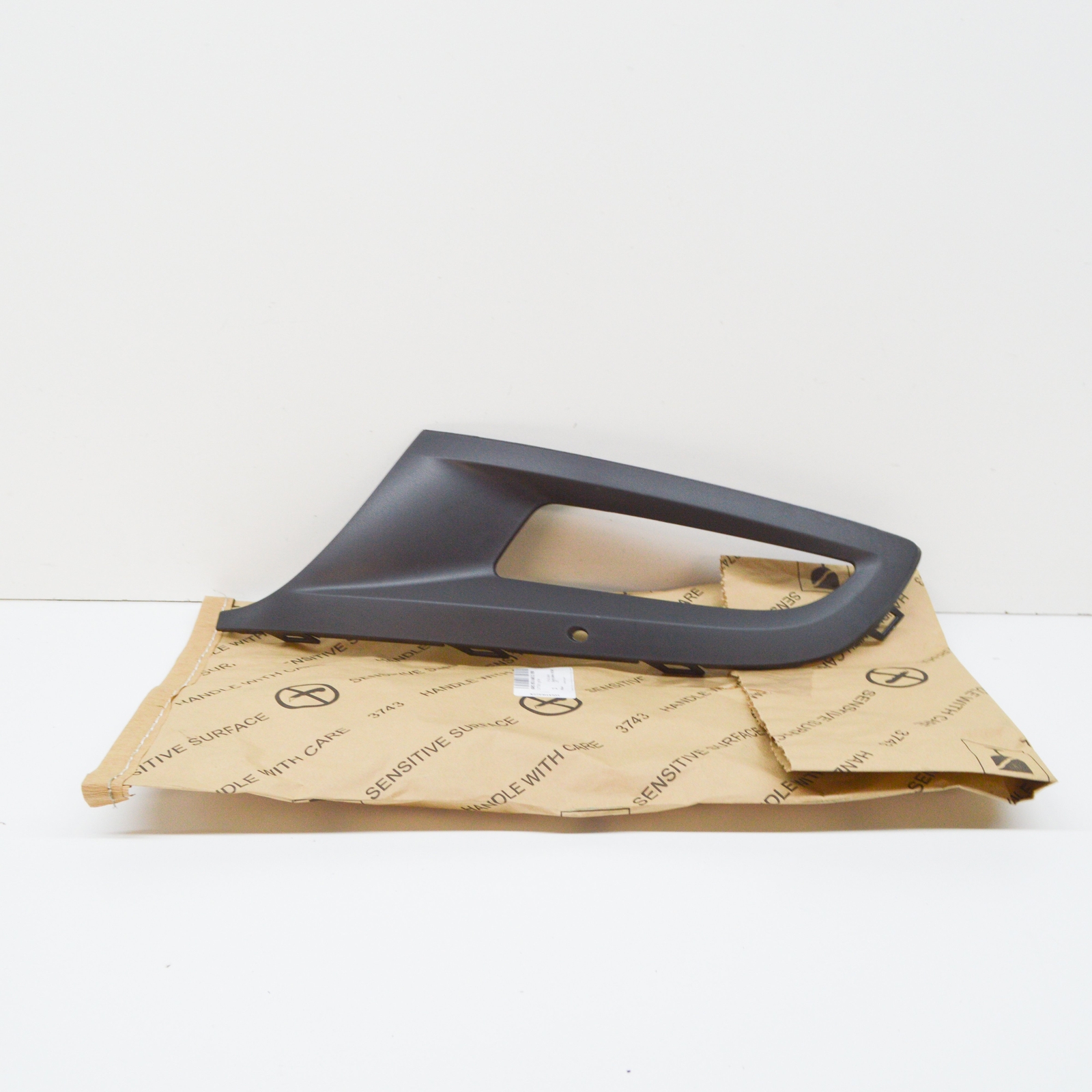 NEW VOLKSWAGEN POLO 6R FRONT BUMPER LEFT SIDE VENT GRILLE 6R0853665D9B9 ORIGINAL