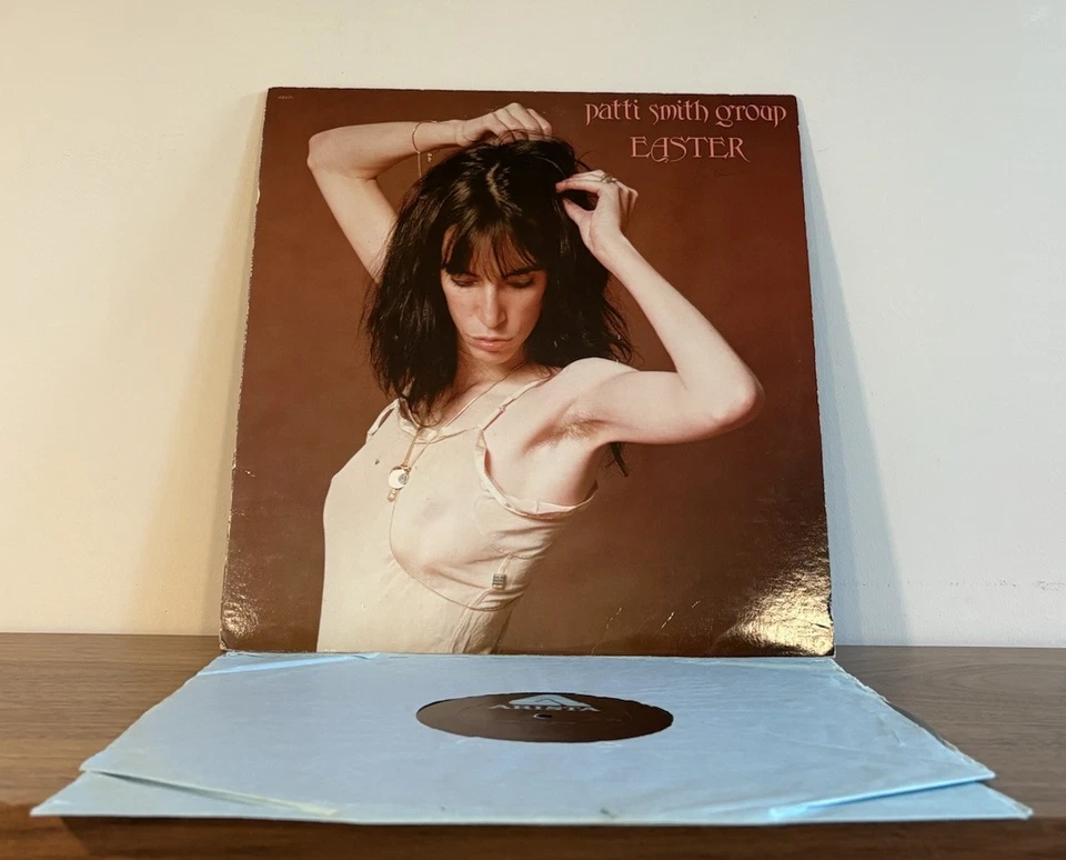 Patti Smith Group ‎Easter 1978 LP Arista AB4171 Promo Terre Haute w/ Lyrics VG+ - Image 2 of 4