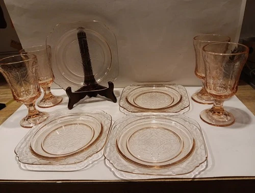 Vtg IN Glass Pink Depression 4ea Pedestal Goblet Lunch Plate Madrid Recollection