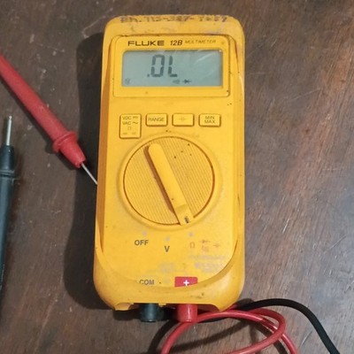 Fluke 12B Multimeter with Leads,  & Case