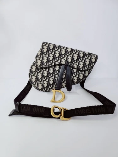 Sac ceinture à breloques de selle Bottega Veneta Dior Oblique (SKU: 123456) 125062256