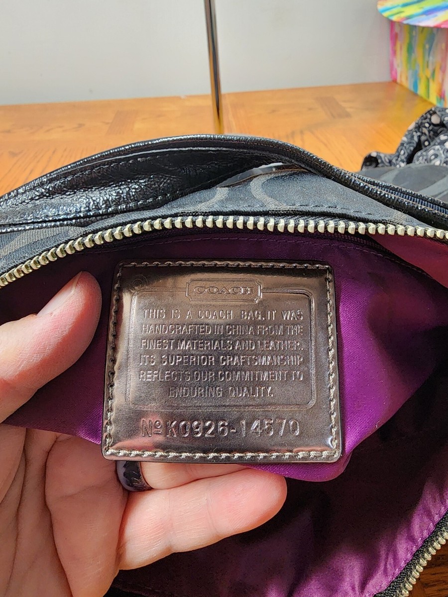 Coach 14570 Poppy Pocket Signature Black Convertible Hobo Coach 14570 Poppy Pocket Signature Black Convertible Hobo