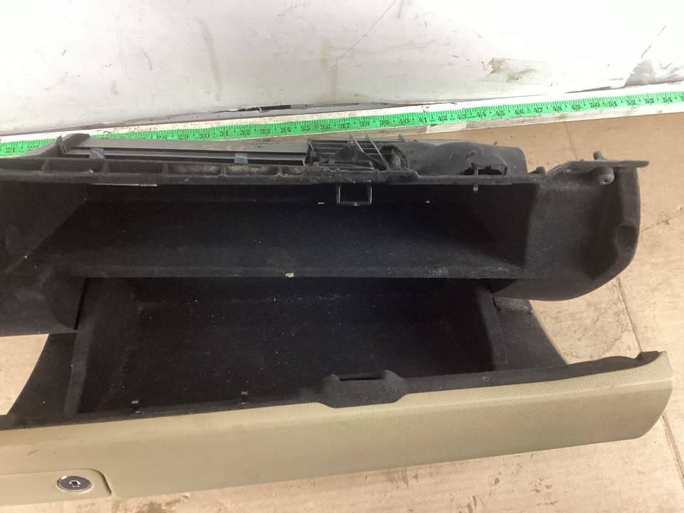 Guantera de tablero de instrumentos Mercedes-Benz GL450 GL550 2007-2012 A1646800691 OEM Foto 3 de 4