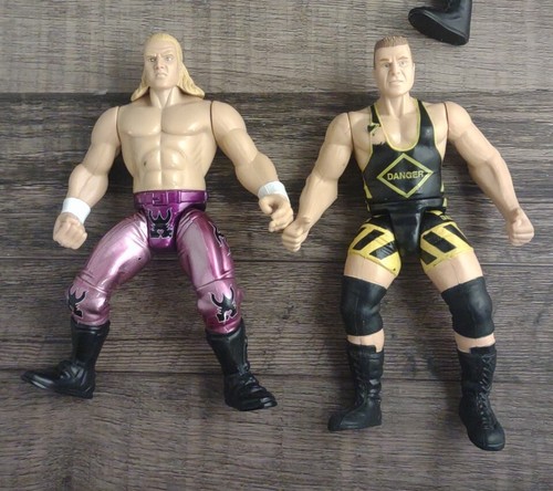 Lot Of 6 Jakks 1998 6" Wrestling Figures HHH The Rock - Picture 2 of 9