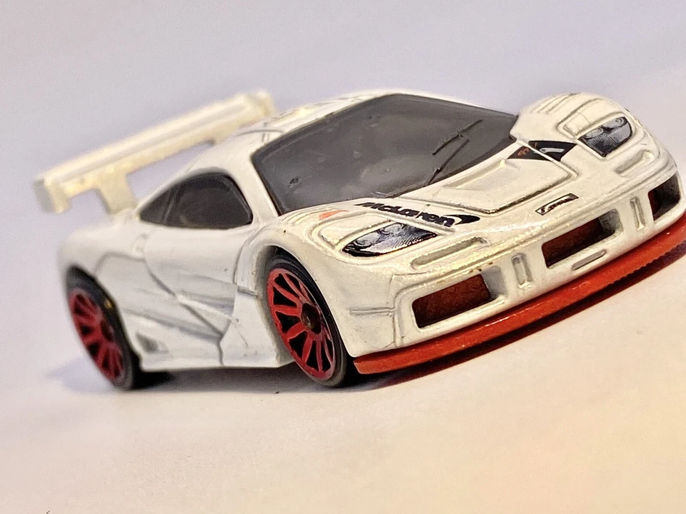 Hot Wheels🔥2018 MCLAREN F1 GTR -1/64- casi nuevo Foto 2 de 4