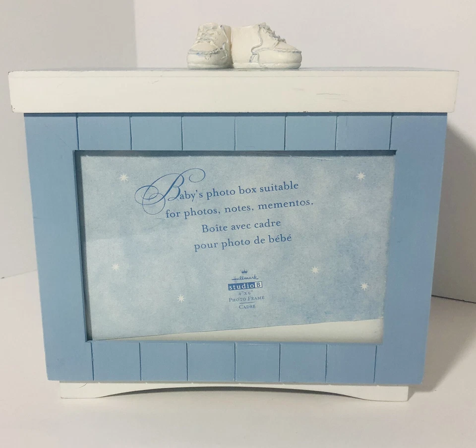 Marco de fotos y caja de almacenamiento para bebés Hallmark Keepsakes azul blanco recuerdos infantiles Foto 2 de 4